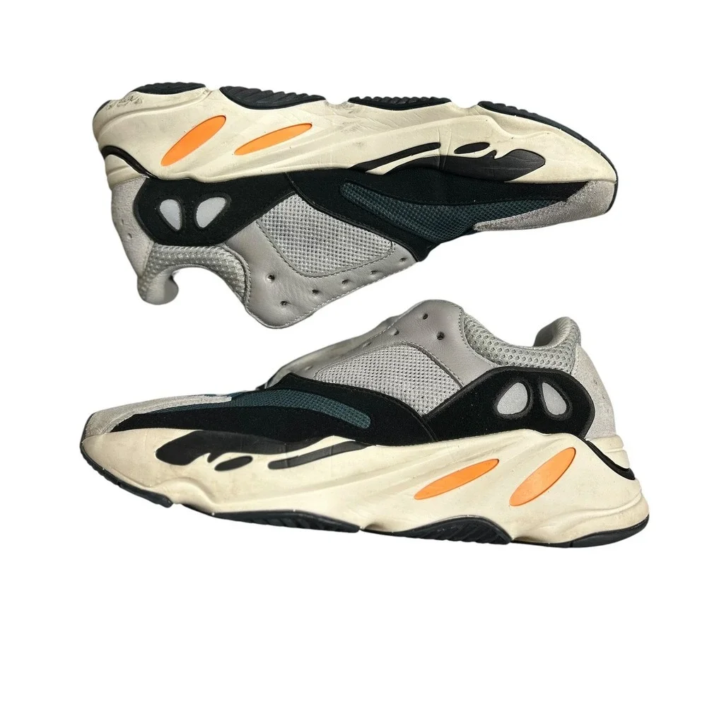 Adidas Yeezy Boost 700 Wave Runner OG Grey Black B75571 Mens 10.5 No Laces